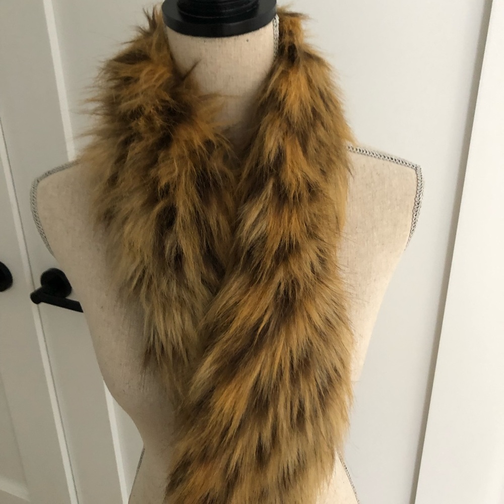 French fake fur neck scarf warmer